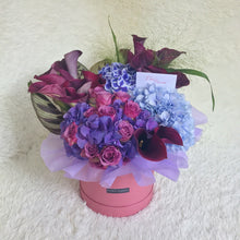 Luxury Bloom Box - Hydrangeas, Roses & Calla Lily