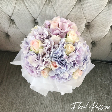 Hydrangeas & Roses Bouquet / Bridal Hand Bouquet