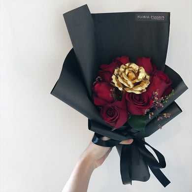 Heart of Gold - Roses & Artificial Flower